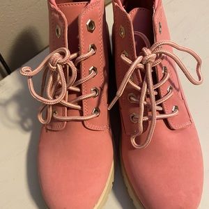 Joe boxer pink boots size 8